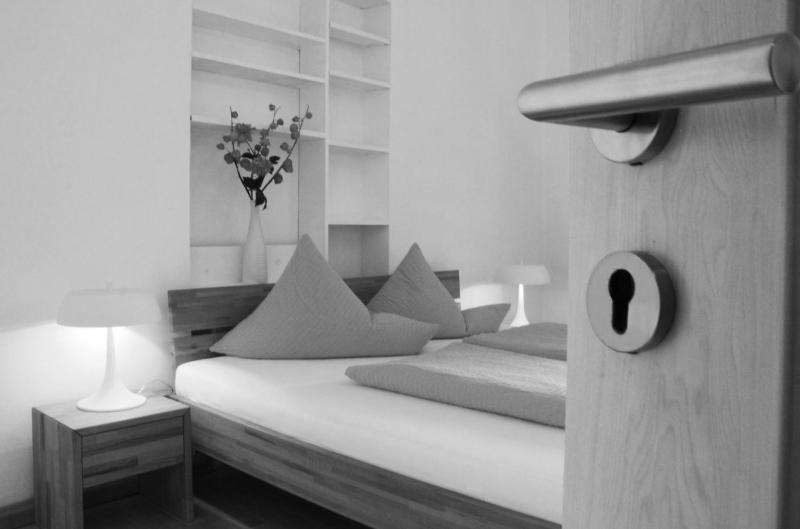 Single Room with Private Bathroom image 3