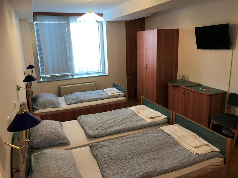 Quadruple Room image 1