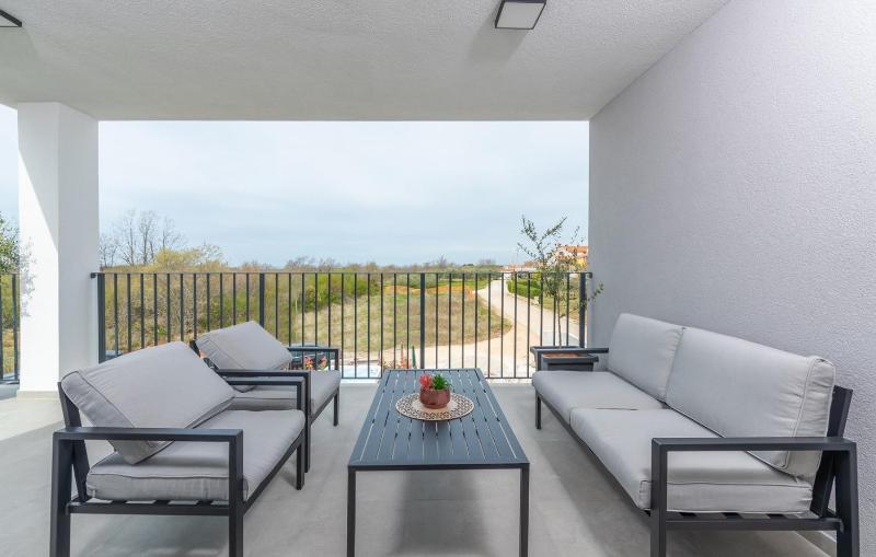 Villa Lucia with Jacuzzi and Private Pool - image 36