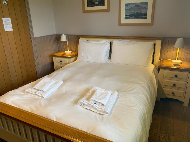 Double Room image 4