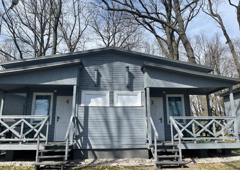 One-Bedroom Bungalow image 1
