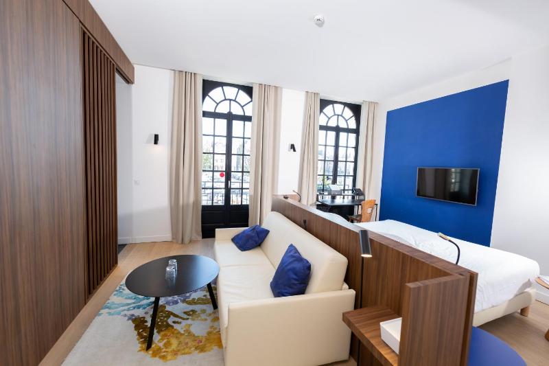 Deluxe Apartment image 4