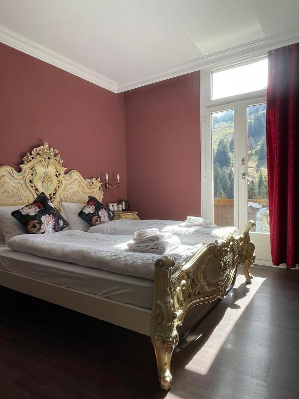 Small Double Room image 1