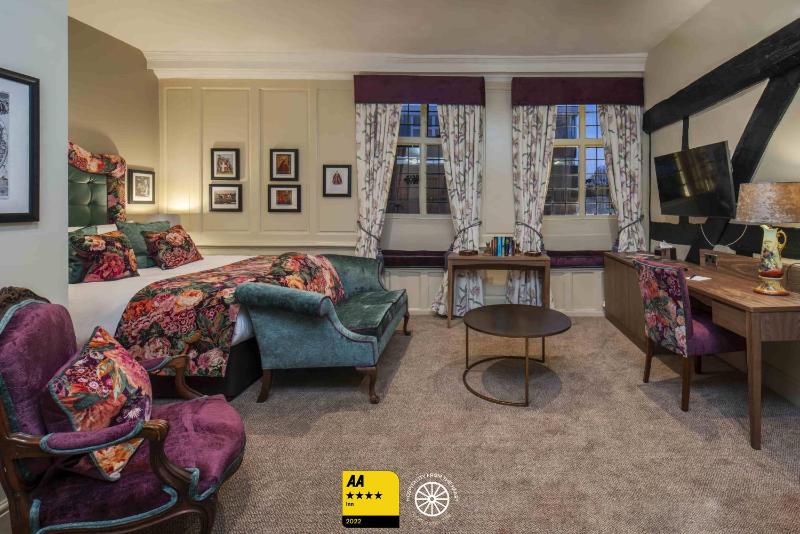Superior Double Room image 4