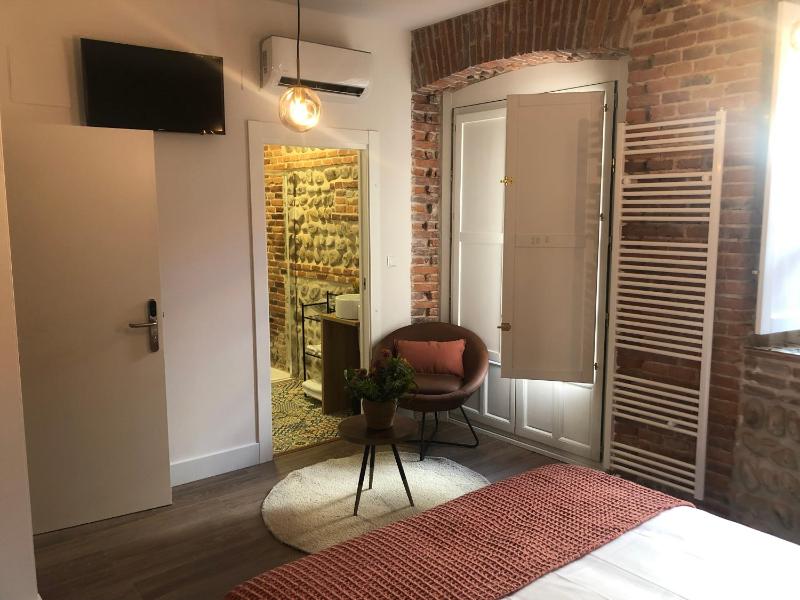 Superior Double Room image 4
