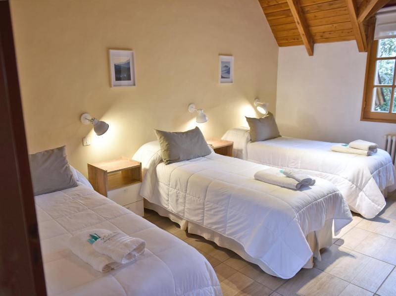 Classic Quadruple Room image 2