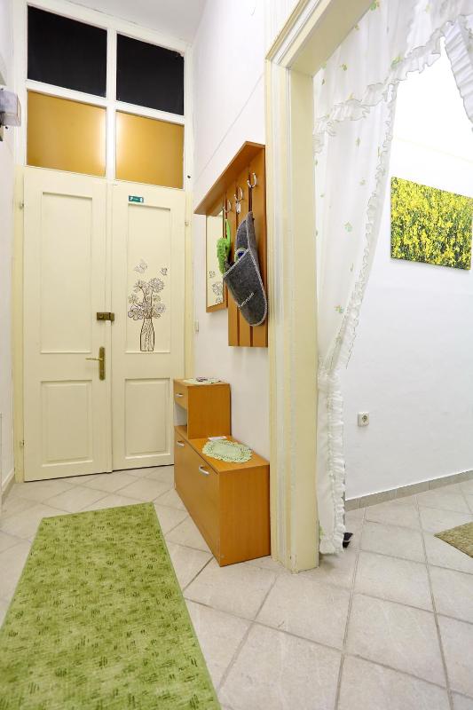 One-Bedroom Suite image 2