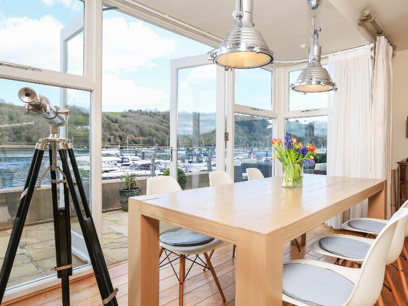 Quayside Dart Marina - image 9