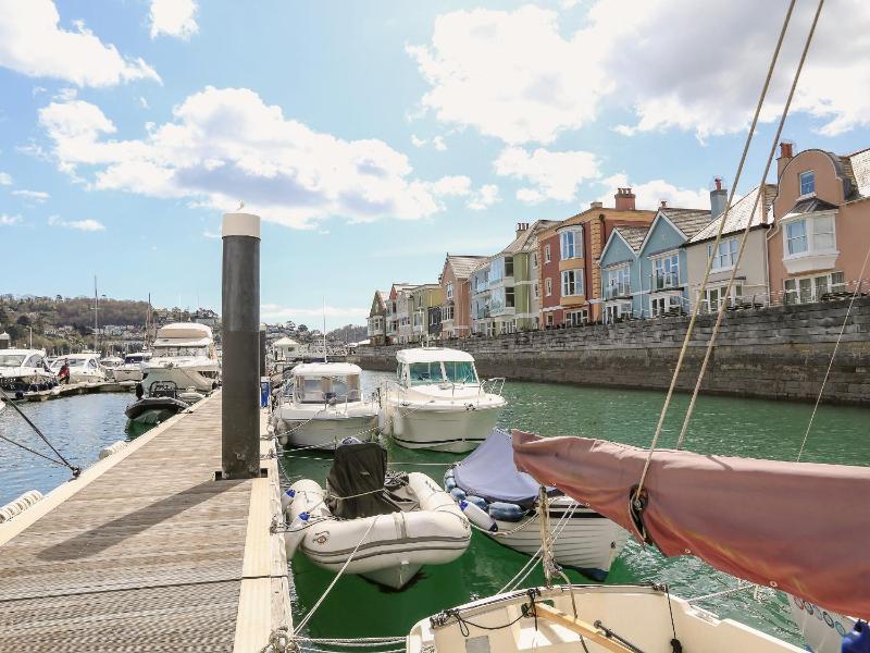 Quayside Dart Marina - image 11