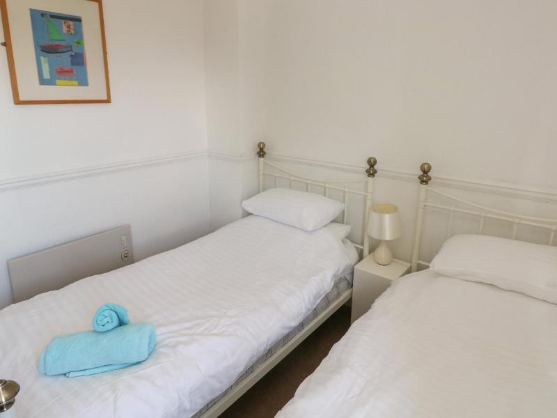 Grooms Cottage - image 14