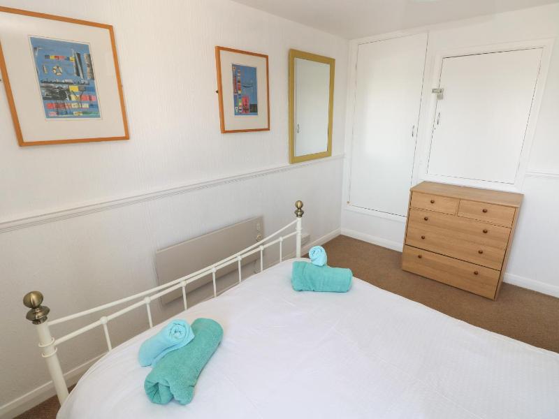 Grooms Cottage - image 11