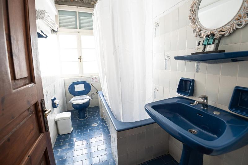 Superior Double or Twin Room with Sea View image 2