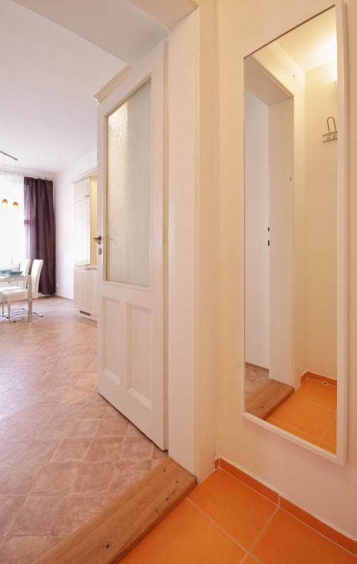 One-Bedroom Apartment image 2