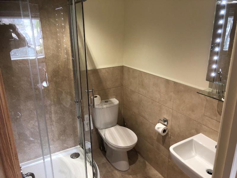 Double or Twin Room with Mountain View image 4