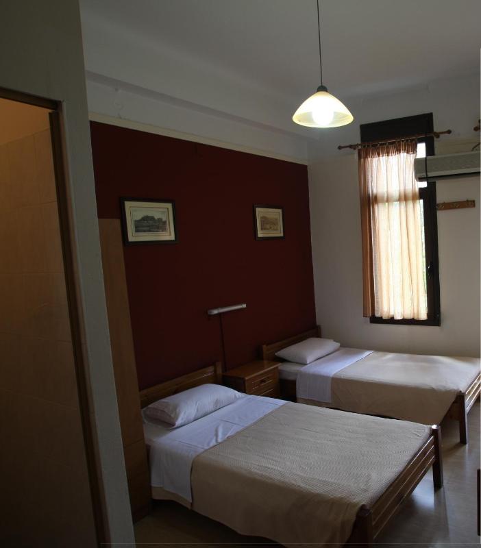 Tempi Hotel - image 4