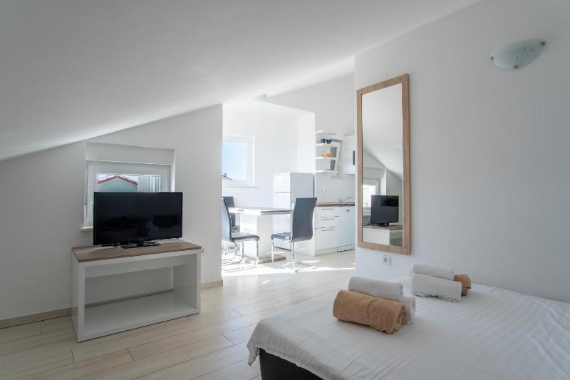 Novalja WEST Residence - image 11