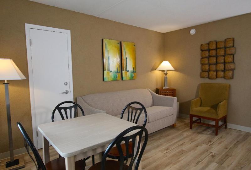 Type V (King w/ Kitchen) - Sunset View image 4