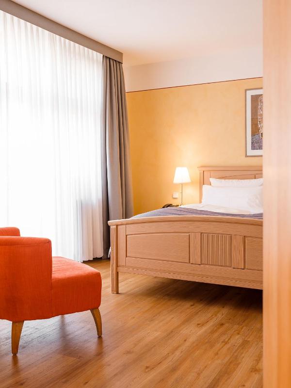 Double Room image 1
