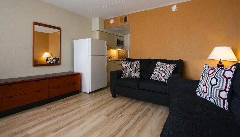 Type R (2 Double w/ Kitchen) - Sunset View Deluxe Suite image 3
