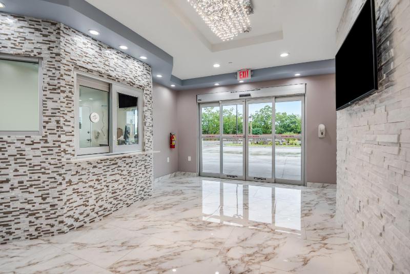 Americas Best Value Inn & Suites Houston at Hwy 6 - image 14