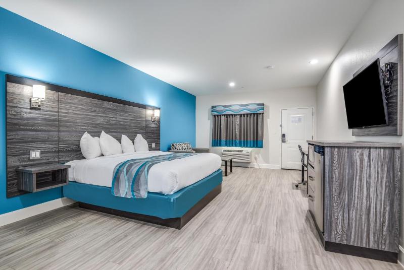 Americas Best Value Inn & Suites Houston at Hwy 6 - image 25