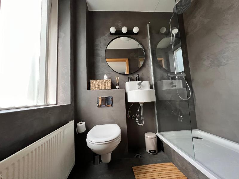 Small Economy Double Room with Private Bathroom image 3