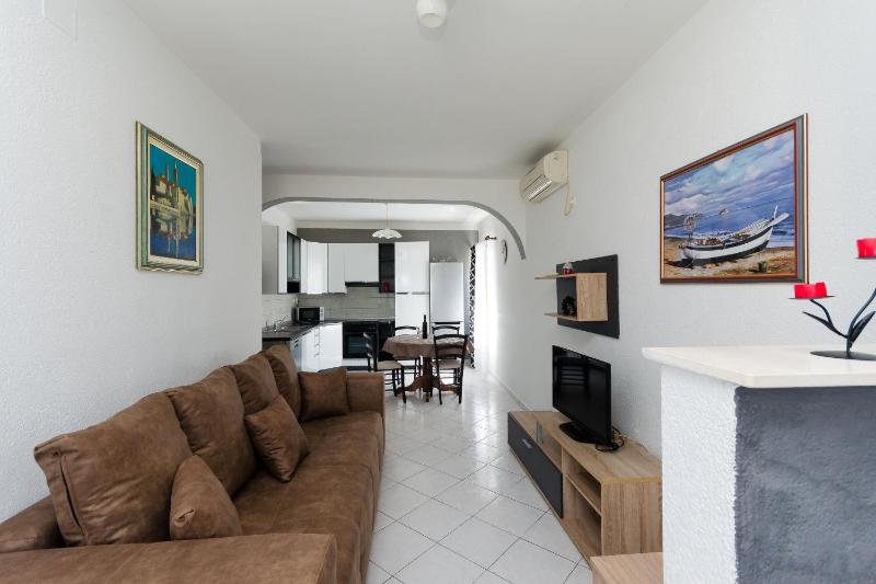 Apartment Marica - image 10