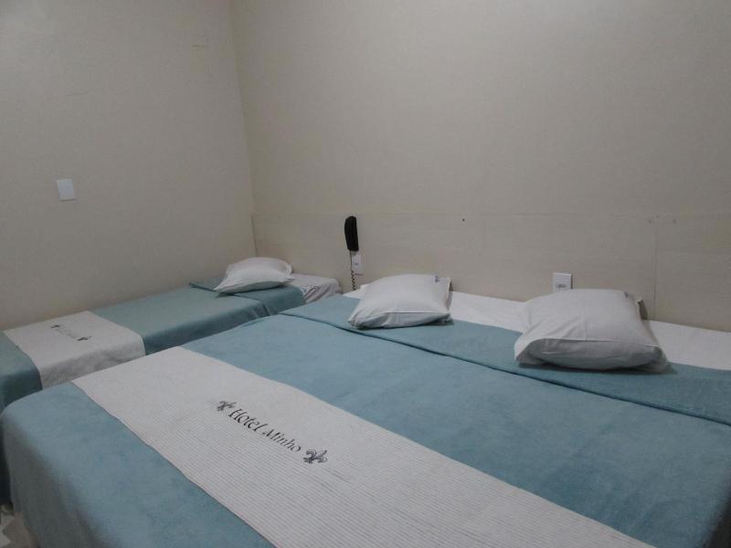 Hotel Minho - Pertinho do Metrô Rua 25 de Março Brás e Bom Retiro - Café da Manhã Incluso - Estacionamento em Frente - image 4