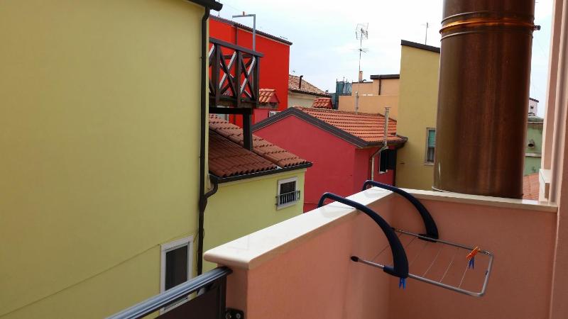 Double Room with Balcony image 2