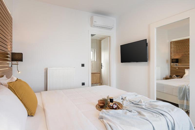 Elia Penthouse - image 7