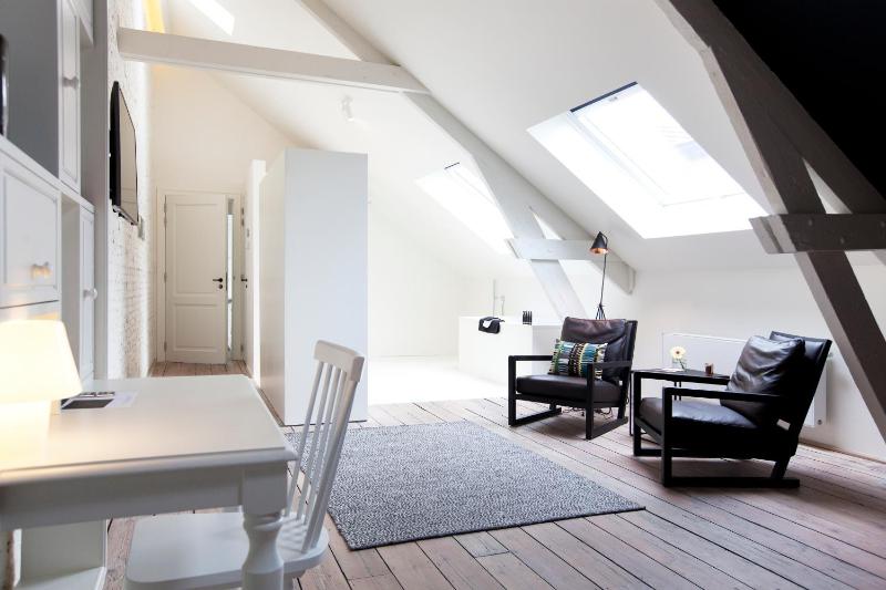 Loft Suite image 2