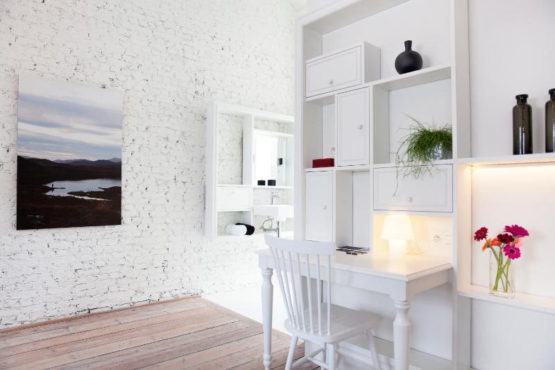 Penthouse Suite image 3