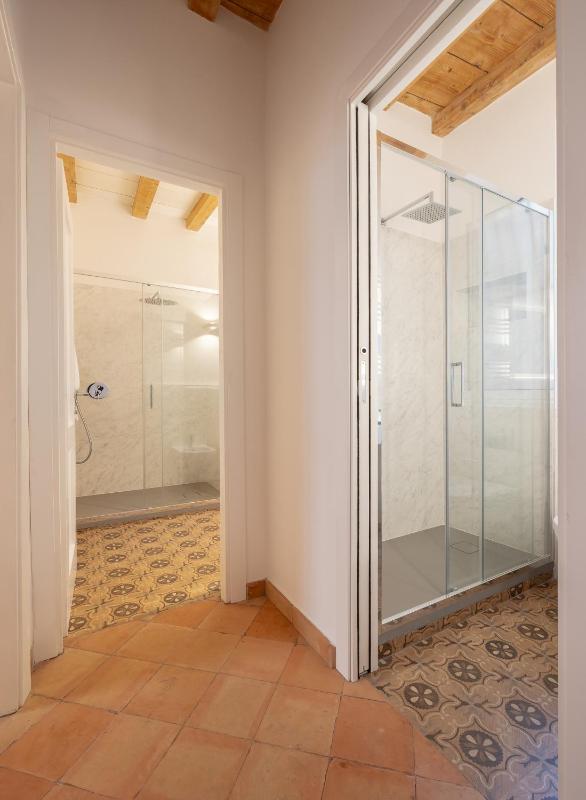 Superior Apartment image 2