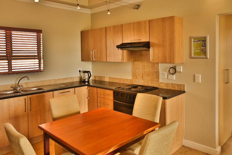 Ellefsen Golf Suite 135 Langebaan 4-sleeper - image 12