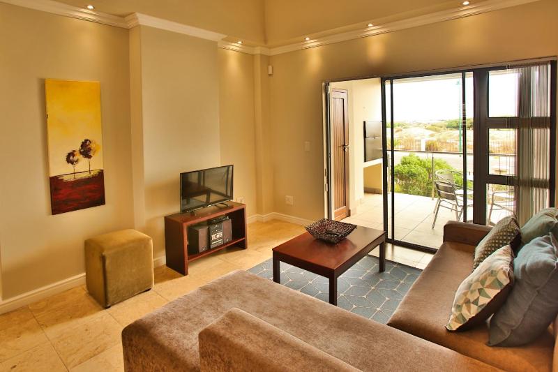 Ellefsen Golf Suite 135 Langebaan 4-sleeper - image 14