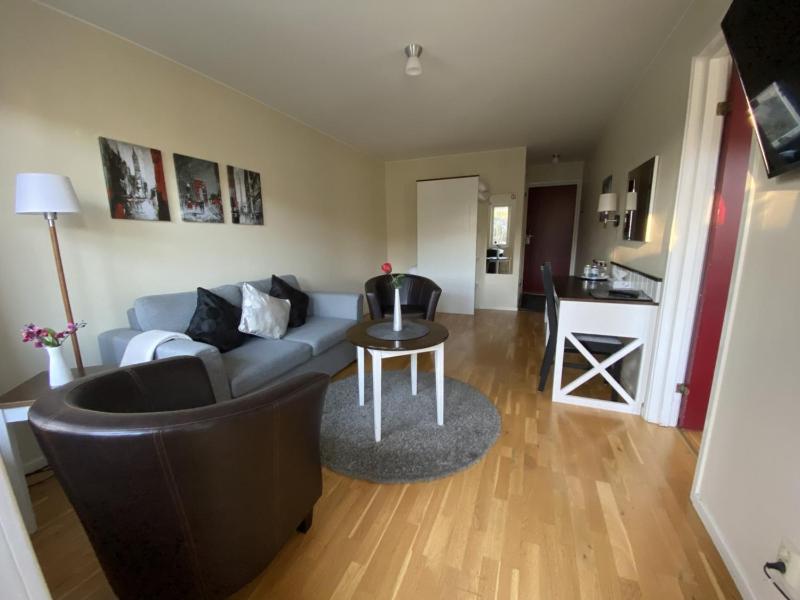 Superior Double Room image 2