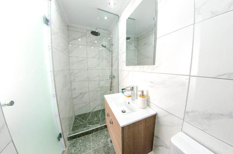 Superior Double Room image 4