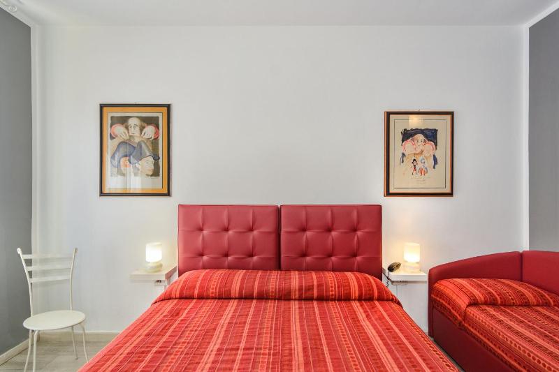 Triple Room image 2