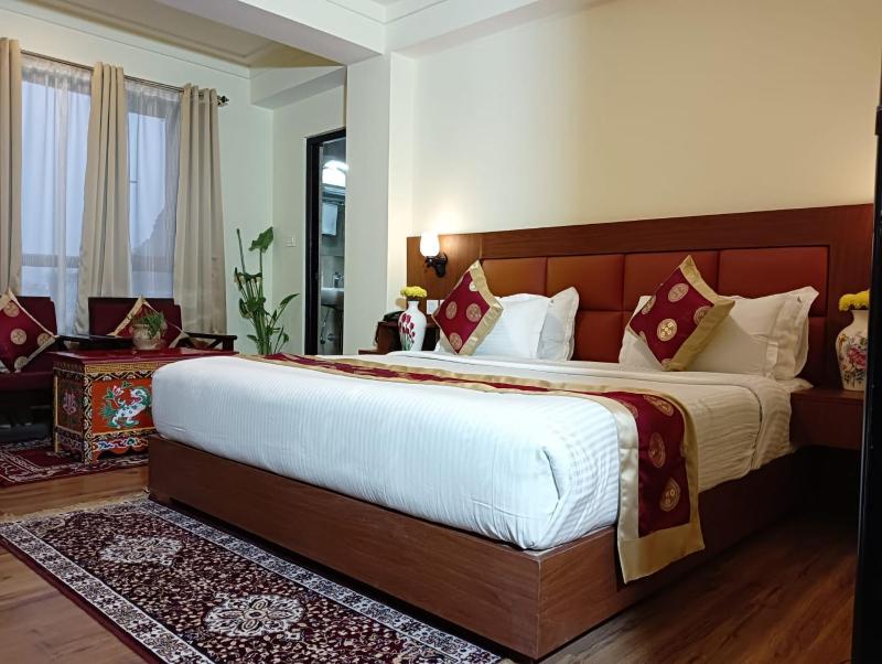 Hotel Zingkham Residency - image 3