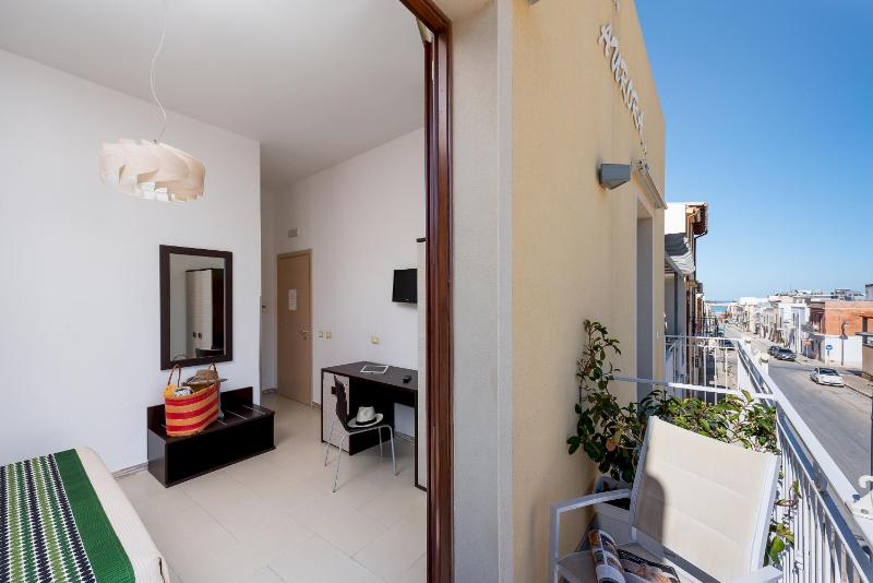 B&B A casa di Aurora rooms - image 17