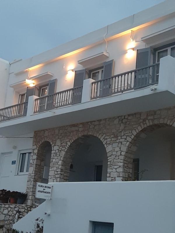 Double Room with Sea View image 3