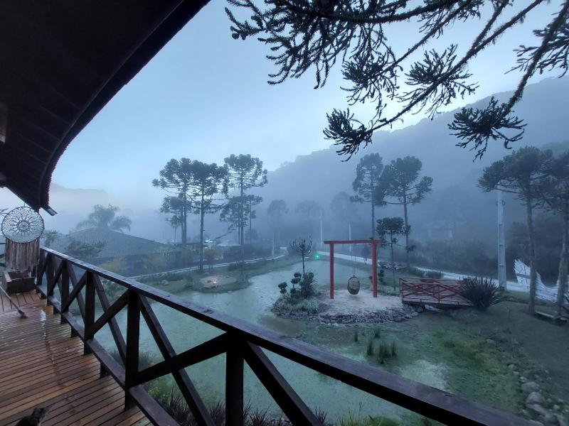 Pousada Jardim do Buda com Café e Piscina - image 23