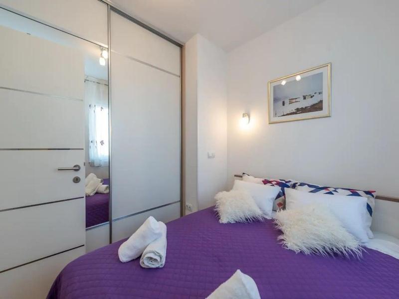 House Ruza - image 24
