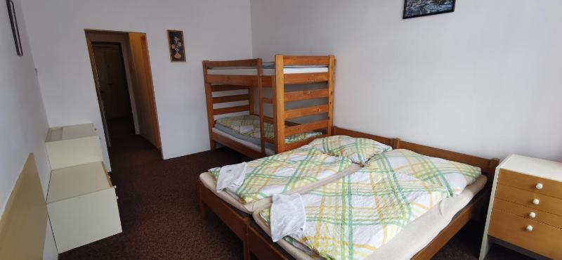 Quadruple Room image 2