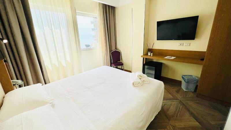Catania Sea Palace Hotel - image 7