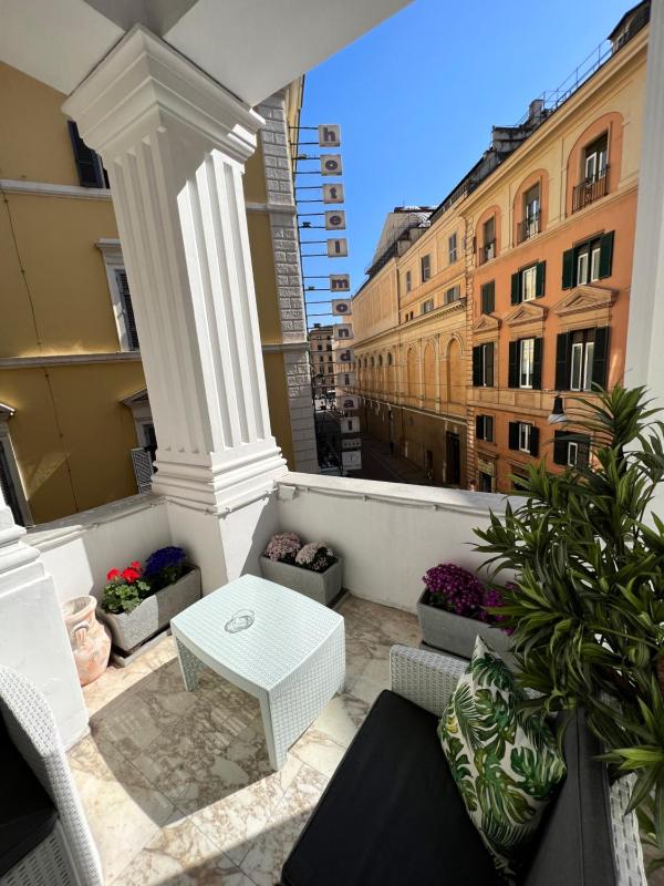 Junior Suite with Terrace image 4