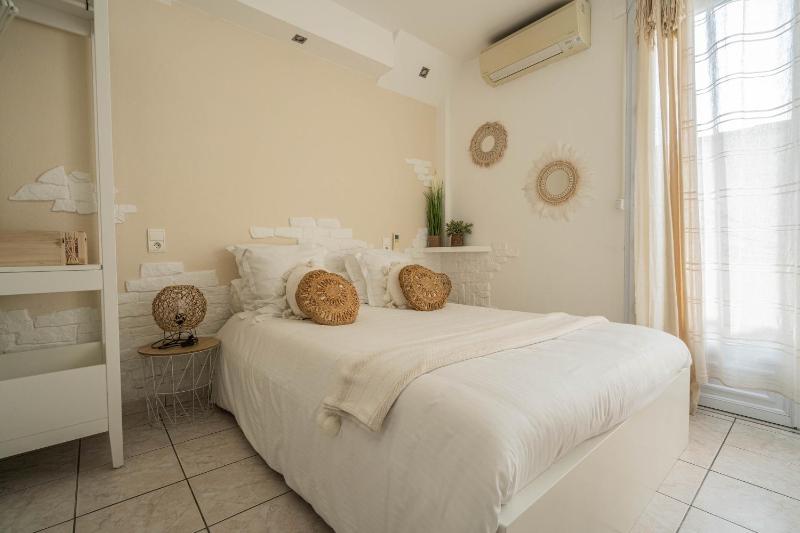 Hôtel Le Méditerranée - image 46