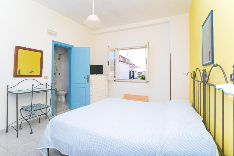 Double Room with Garden View image 1