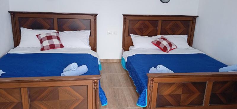 Studio Apartment with Sea View image 4