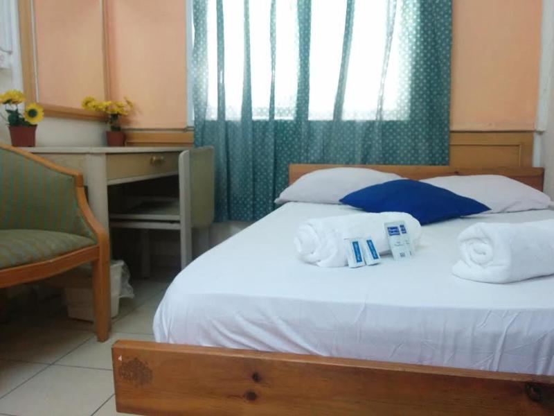 Single Room image 2